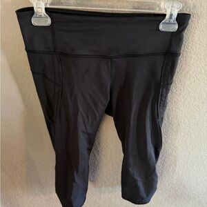 Lululemon Black High Rise Crop Leggings Size 6 23” Inseam Athletic Yoga